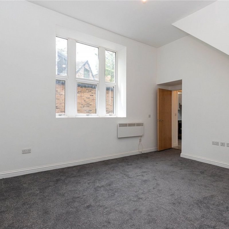 London Road, Macclesfield, Cheshire, SK11 - Photo 1
