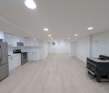 For Lease - 88 Baynards Lane, Richmond Hill, Ontario - Photo 4