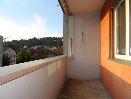 GROSSZÜGIGE WOHNUNG NÄHE STÄDLI LAUFEN - Photo 3