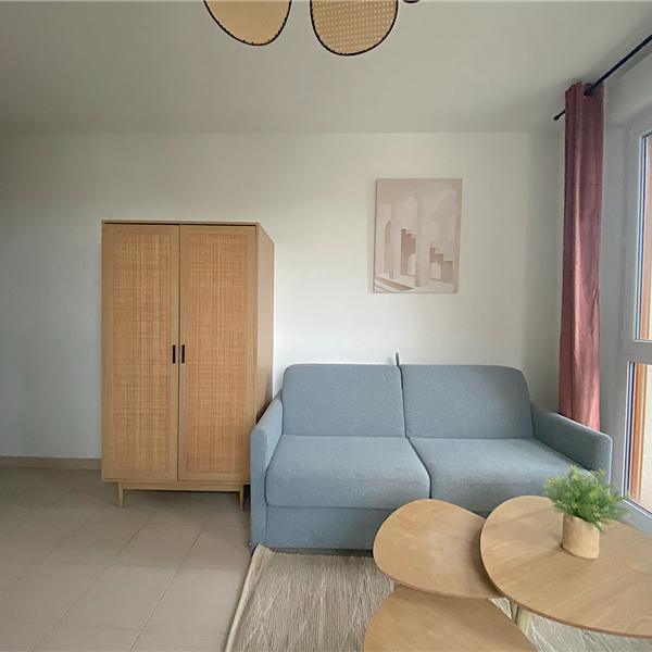 1 pièce - Meublé - 22 m² - 4ème étage - Colocation non autorisée - Photo 1