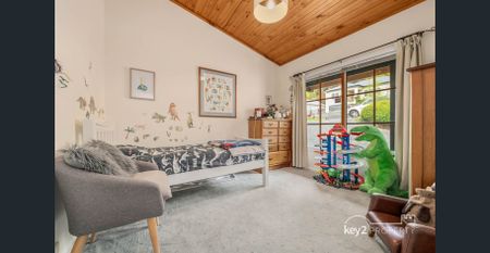 WEST LAUNCESTON FAMILY HOME - Photo 3