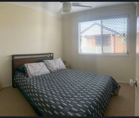 Holland Park West - Photo 5