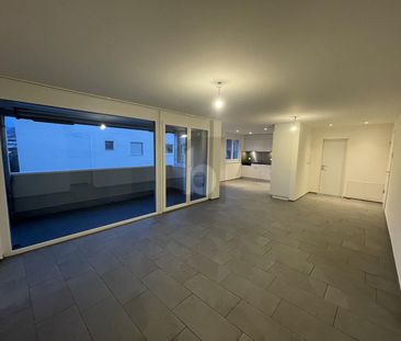 STYLISH WITH COMFORT & HIGH QUALITY - Photo 1