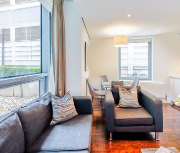 3 bedroom apartment to rent - Photo 2