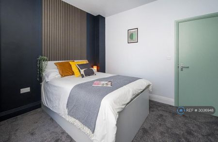1 bedroom in a house share to rent - Photo 4