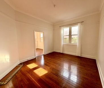 Beautifully Renovated Cottage in the Heart of The Junction - Photo 1