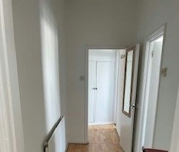 Flat to rent on - Photo 6