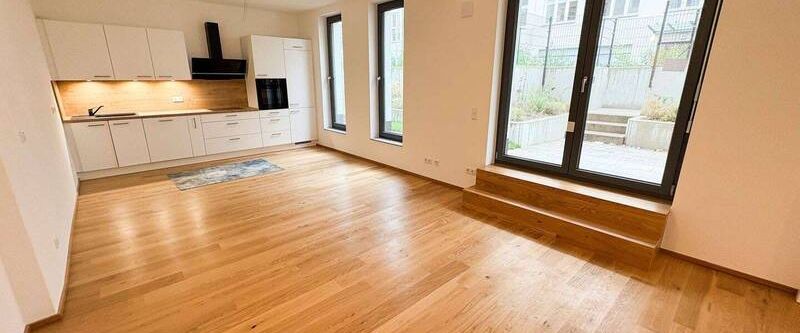 Diese Zwei-Zimmerwohnung mit kleinem Garten wartet auf Sie - Foto 1