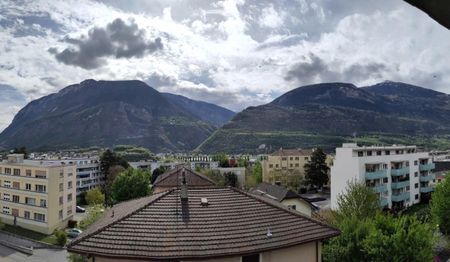 Bel appartement lumineux de 3.5 pièces au 4ème et dernier étage avec ascenseur. - Foto 3