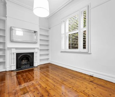 14 Oxley Road, Hawthorn VIC 3122 - House For Rent | Domain - Photo 1