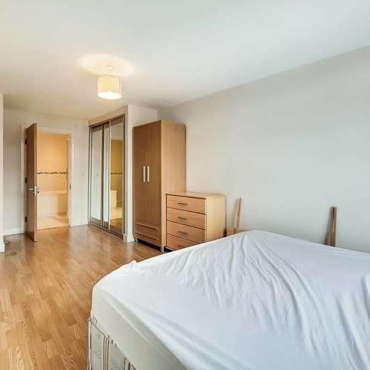 Clapham Park Road, Clapham, SW4 - Photo 1