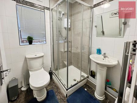 1 bedroom in a house share to rent - Photo 5