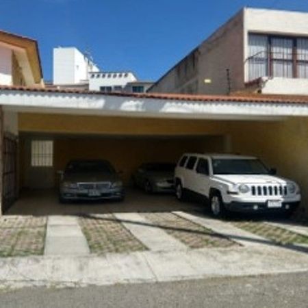 HERMOSA CASA EN RENTA - Photo 4