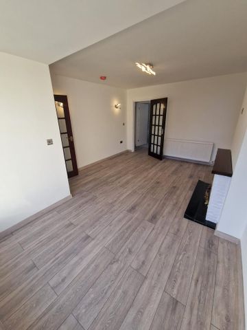 2 bedroom bungalow to rent - Photo 2