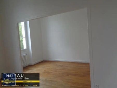Appartement à louer 4 pièces 102m² - Photo 2