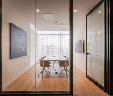 2255 Boulevard Daniel-Johnson, Laval, QC - Photo 6