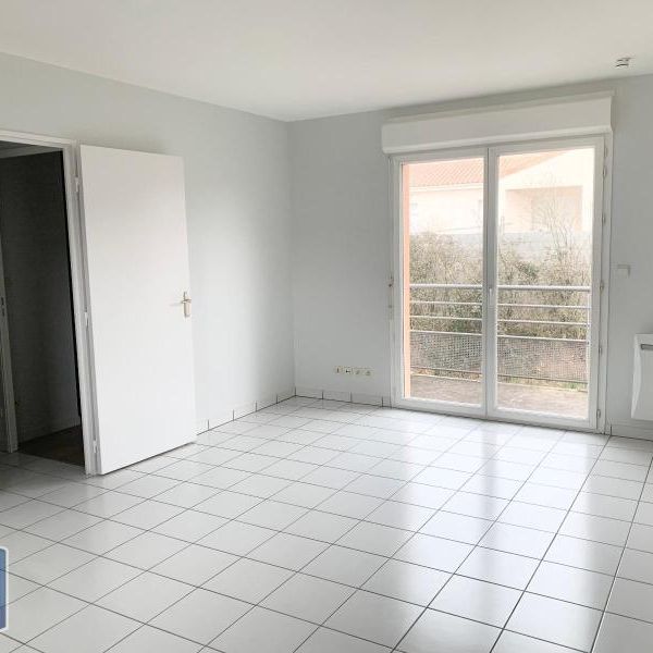 Location Appartement 2 pièces 49m² EXIREUIL 79400 - Photo 1