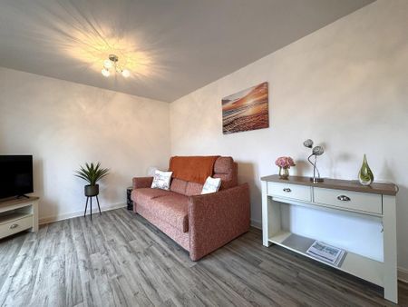 2 bedroom apartment to rent - Photo 4