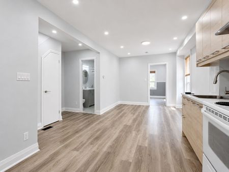 For Lease - 225 Coxwell Avenue Unit# MAIN FLOOR, Toronto, Ontario - Photo 5
