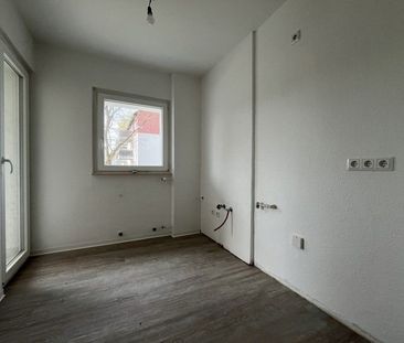 Entdecken Sie Ihr neues Zuhause: Sanierte 3-Zimmer-Wohnung - Photo 2