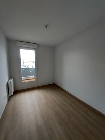 Location Appartement 2 pièces 44m² LA ROCHELLE 17000 - Photo 4