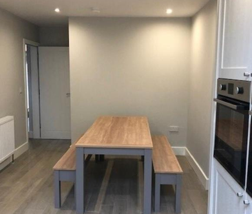 1 bedroom semi-detached house to rent - Photo 2