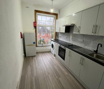 Room in a Shared House, Cliff Road, LS6 - Photo 3