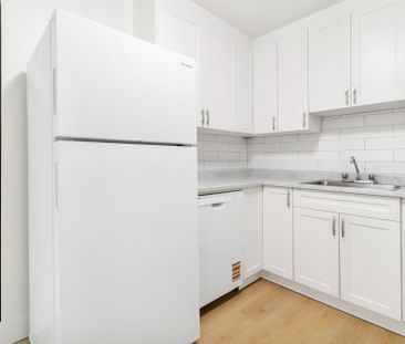 7220 Av. De Chateaubriand, #15 - Photo 3