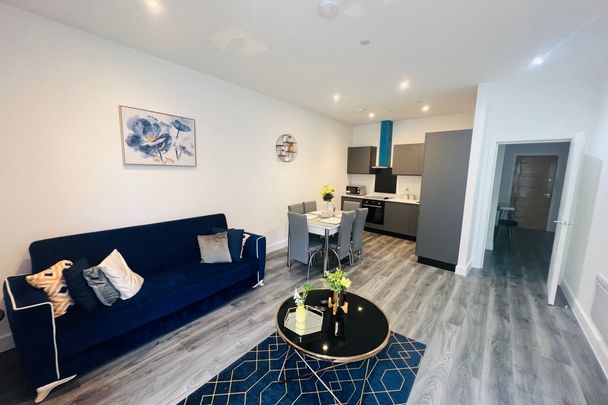 West Street, MAIDENHEAD - Photo 1