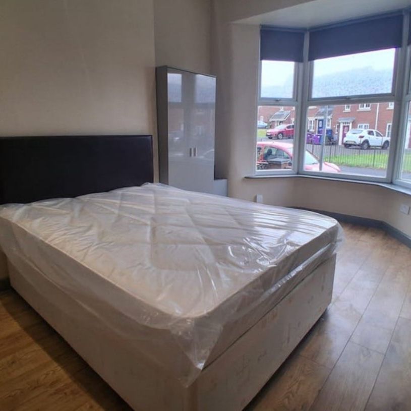 Room in a Shared House, Lok Fu Gardens, M8 - Photo 1