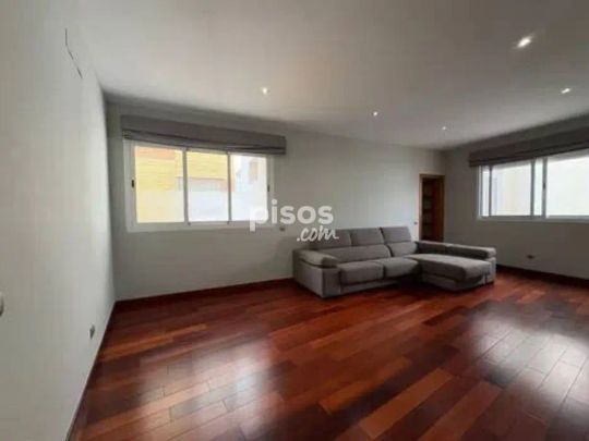 Piso en alquiler en Calle Triana, 13, cerca de Calle San Pedro - Photo 1