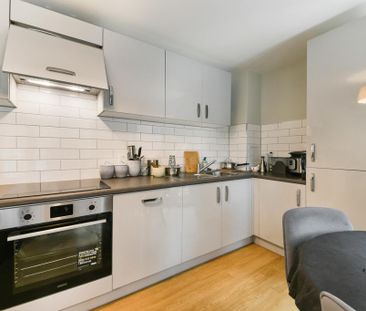 2 bedroom apartment to rent - Photo 6