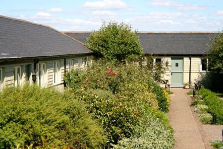 2 bedroom cottage to rent - Photo 3