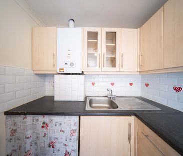 Dames Road, London, E7 - Photo 4