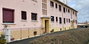 Location Appartement 3 pièces 70m² - Photo 2