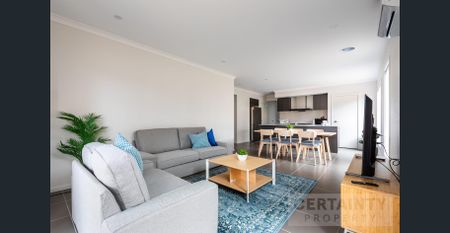 fully furnished 4 bedroom 3 bathroom unique family home in the heart of Wyndham Vale - Photo 4