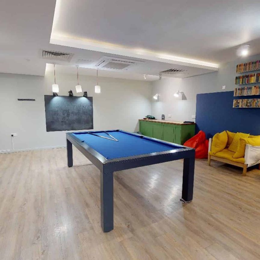 Gold En Suite - Photo 1