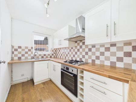 2 bedroom terraced house to rent - Photo 5