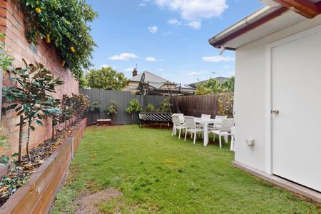 11 George Street, Richmond VIC 3121 - House For Rent | Domain - Photo 3