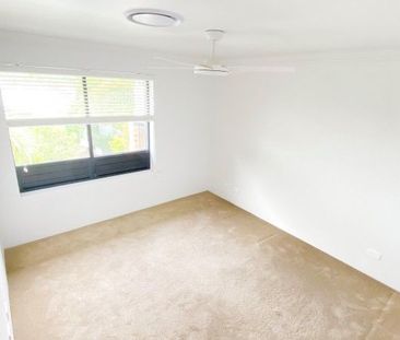 Executive Apartment Next to New Farm Park On Dixon St - Photo 6