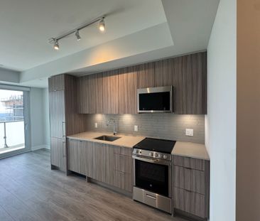 For Lease - 4130 Parkside Village Drive Unit# 3308, Mississauga, On... - Photo 2
