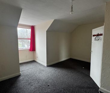 2 bedroom maisonette to rent - Photo 3