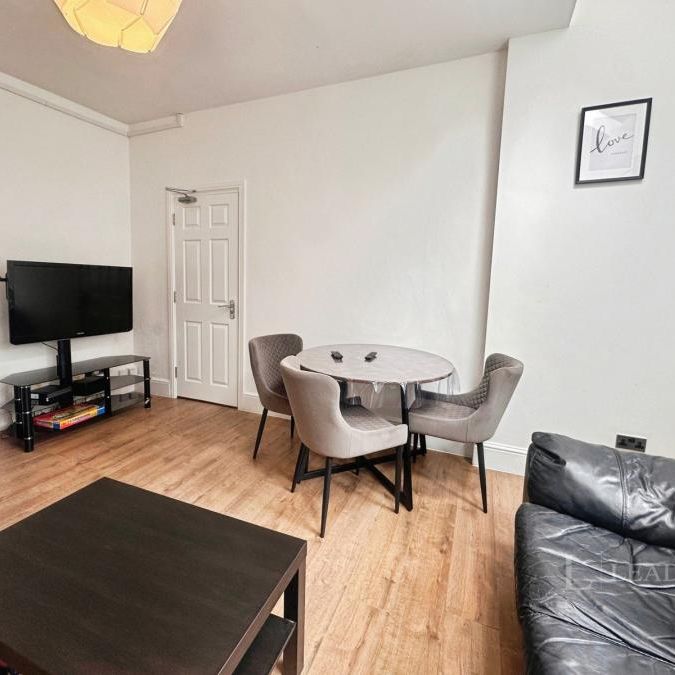house to rent School Road, Hall Green, Birmingham, West Midlands, B28 - Photo 1