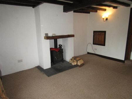 2 bedroom terraced house to rent - Photo 2