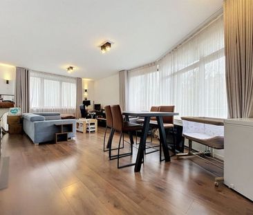 Appartement te huur in Schaarbeek voor € 1.200 met 2 slaapkamers - Photo 1