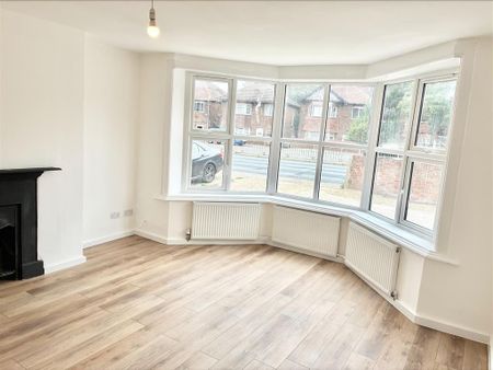 Bitterne Road West, Southampton - Photo 2