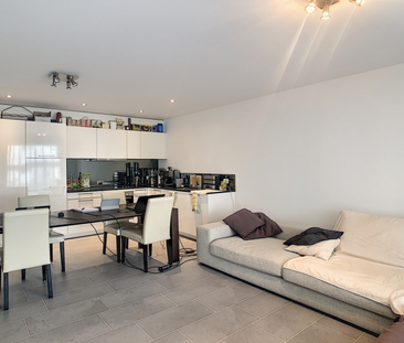 Moderne und lässige Wohnung an guter Lage - Photo 1