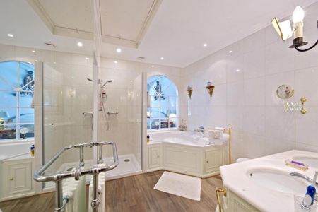 Waterloo : Ravissante maison 4ch - 3sdb et piscine - Photo 3