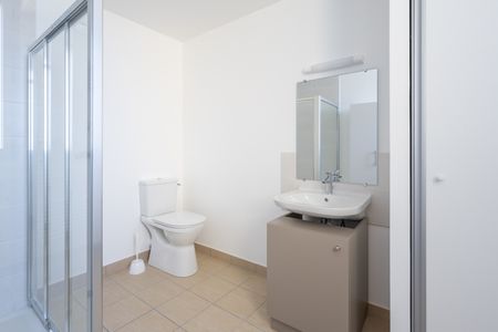 Studio meublé et équipé – Prêt à vivre – Cœur de Tours - Photo 4