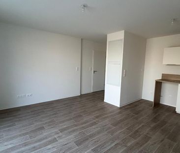 Location Appartement 1 pièce 28m² MULHOUSE 68100 - Photo 4